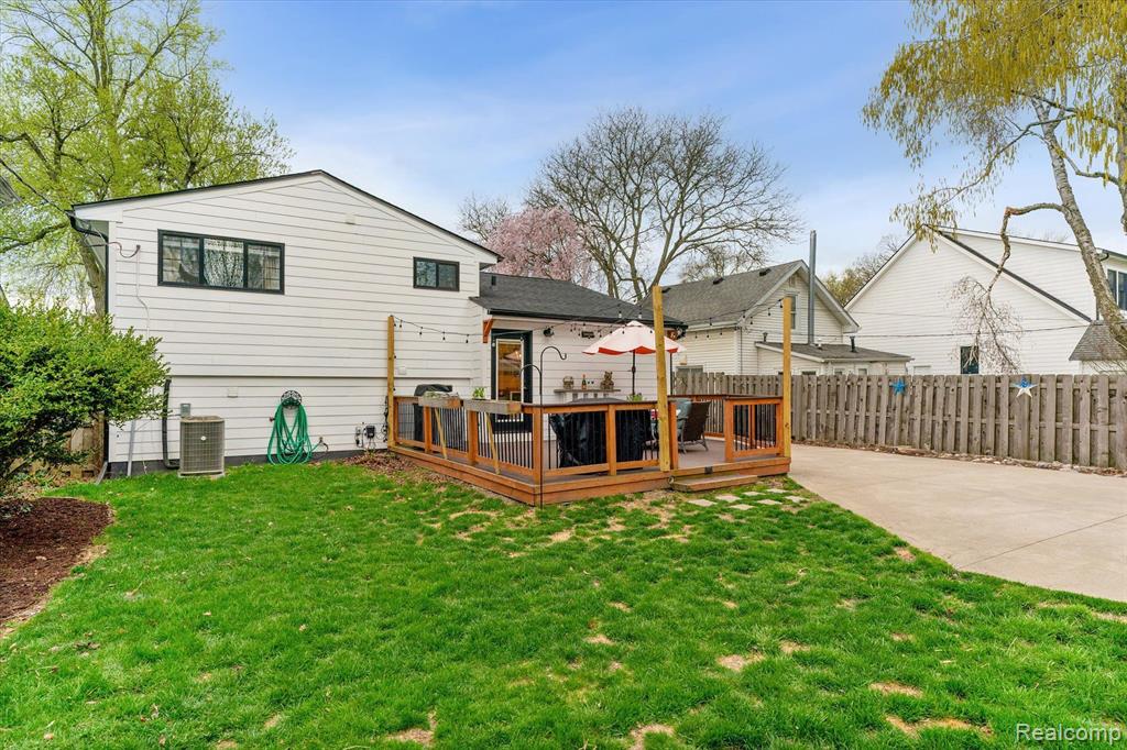 627 Golf Avenue, Royal Oak, MI 48073 — Photo 28