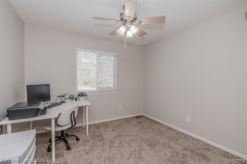 8742 WILLIAMSPORT Drive, White Lake, MI — Photo 14