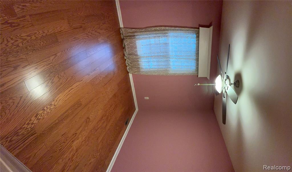 48421 Milonas Drive, Shelby Twp, MI 48315 — Photo 23