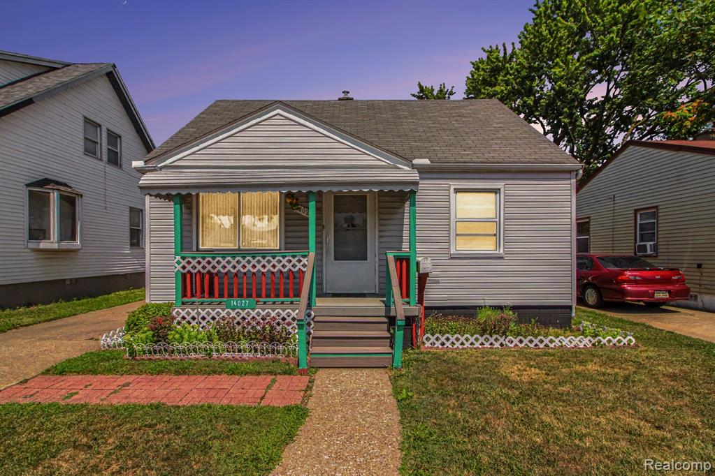 14027 Hobart Avenue, Warren, MI 48089