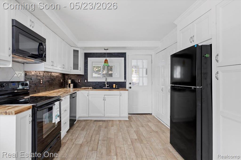 128 S SLATER Street, Lake Orion, MI 48362 — Photo 14