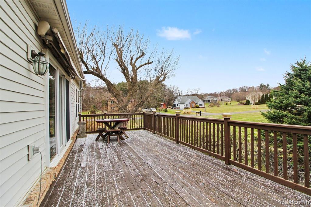 5744 Hidden Lane Court, White Lake, MI 48383 — Photo 24