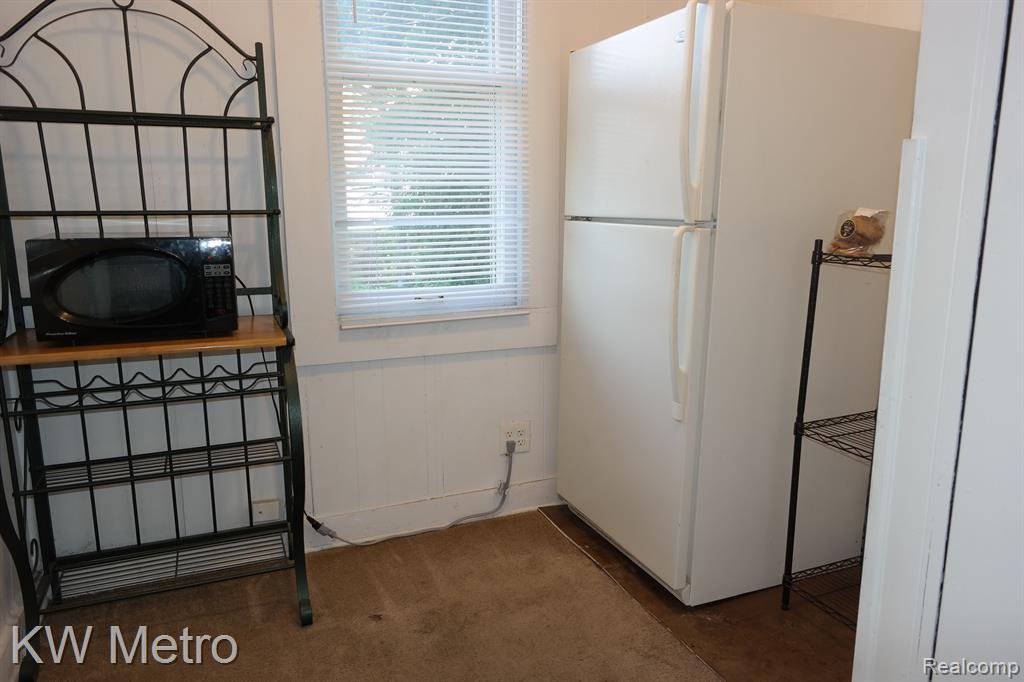 900 HARVARD Road, Berkley, MI 48072 — Photo 10