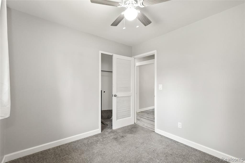 6695 Chirrewa Street, Westland, MI — Photo 17