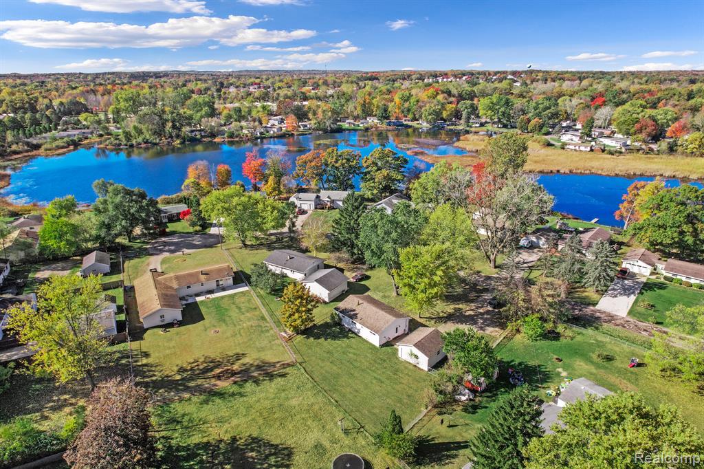 4318 Moonlight Drive, Holly, MI 48442 — Photo 6