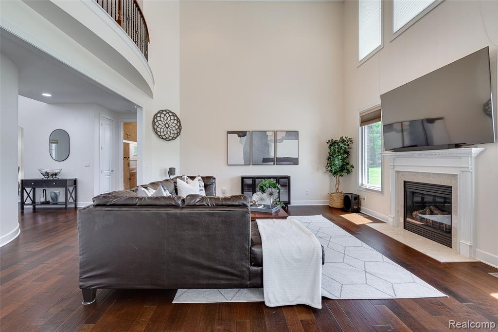 47576 VALENCIA Circle, Novi, MI — Photo 6