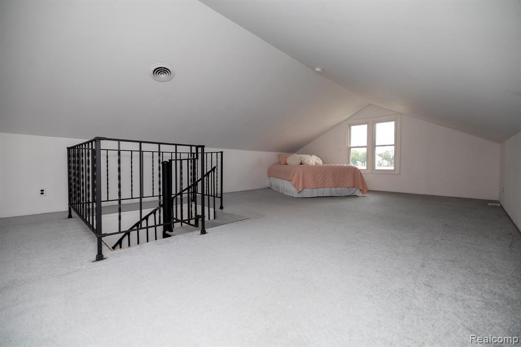 8691 Cooley Lake Road, Commerce Twp, MI 48382 — Photo 22