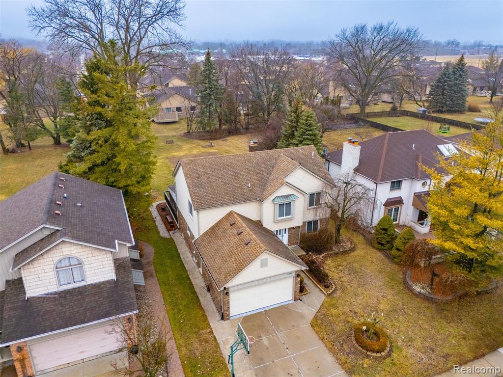 48607 Presidential Drive, Macomb, MI 48044 — Photo 33