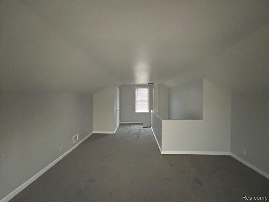 3693 Somerset Avenue, Detroit, MI, 48224