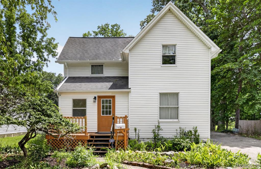 543 W Middle Street, Chelsea, MI 48118