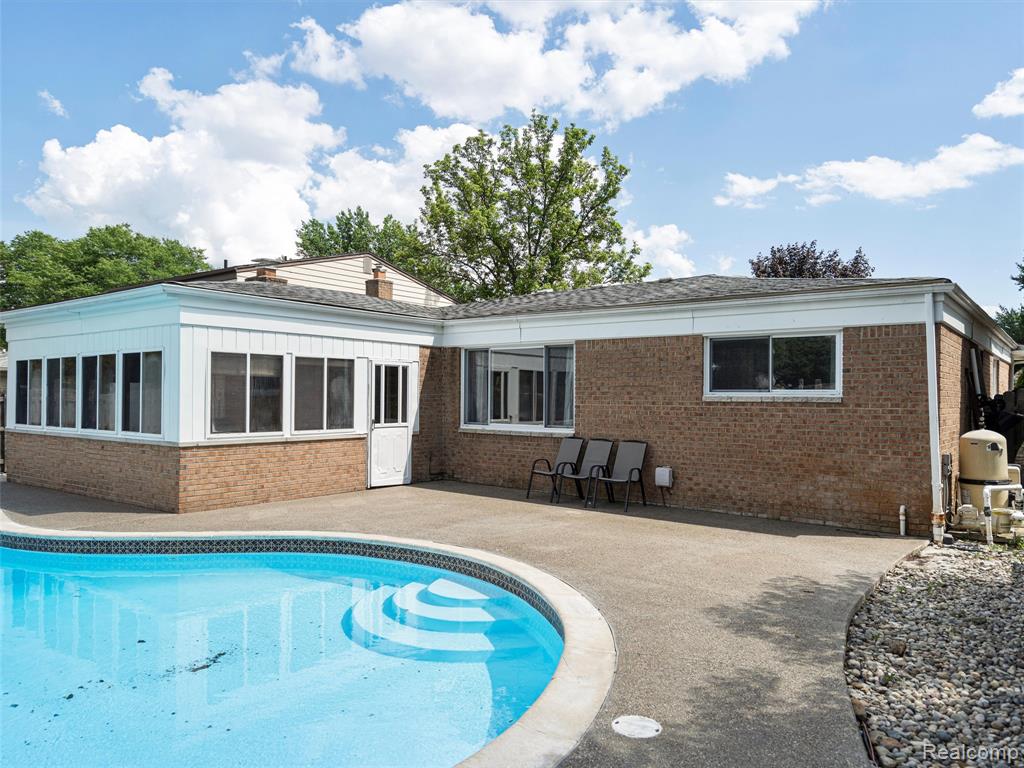 4971 Chadbourne Drive, Sterling Heights, MI 48310 — Photo 14