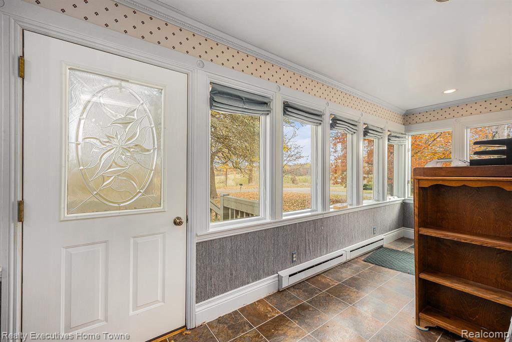 550 E Leonard Road, Leonard, MI 48367 — Photo 8