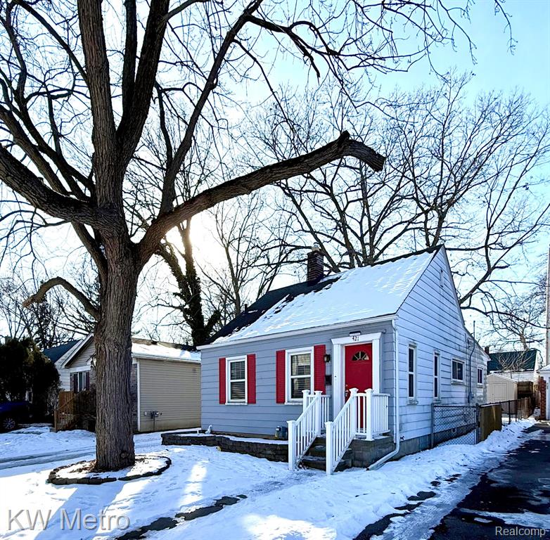 421 GARDENDALE Street, Ferndale, MI 48220 — Photo 27