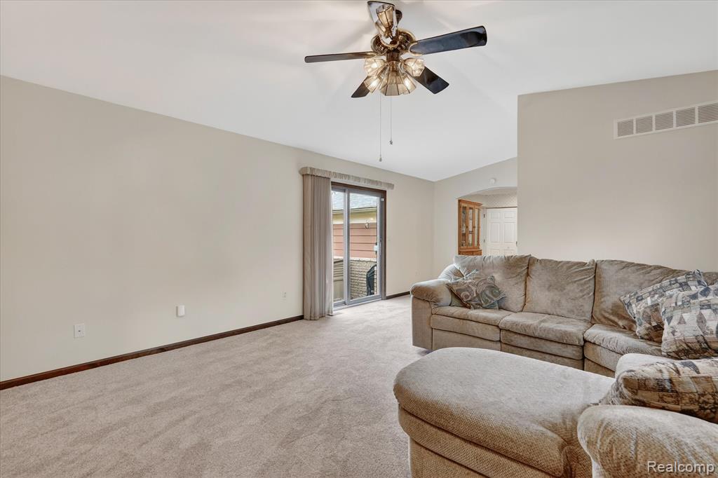 7336 Mustang Drive, Clarkston, MI — Photo 17