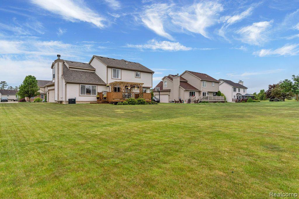 6300 LISMORE Circle, Grand Blanc, MI 48439 — Photo 38