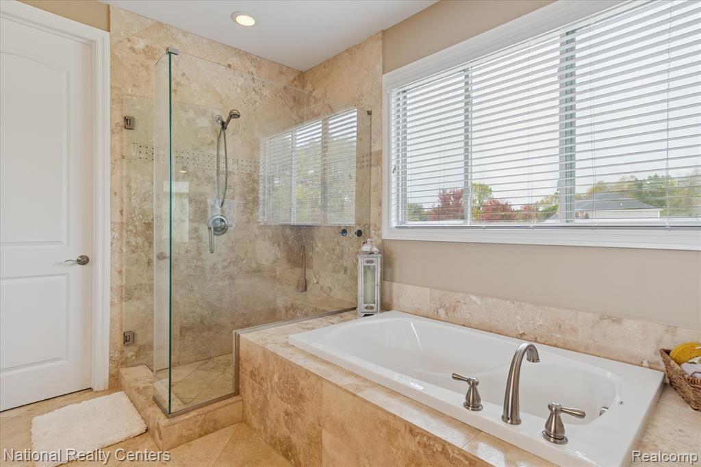 9888 Meadow View Court, Northville, MI 48167 — Photo 29