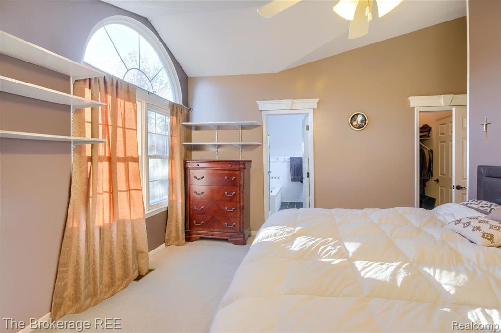 2653 Ravine Side Lane N, Howell, MI 48843 — Photo 45