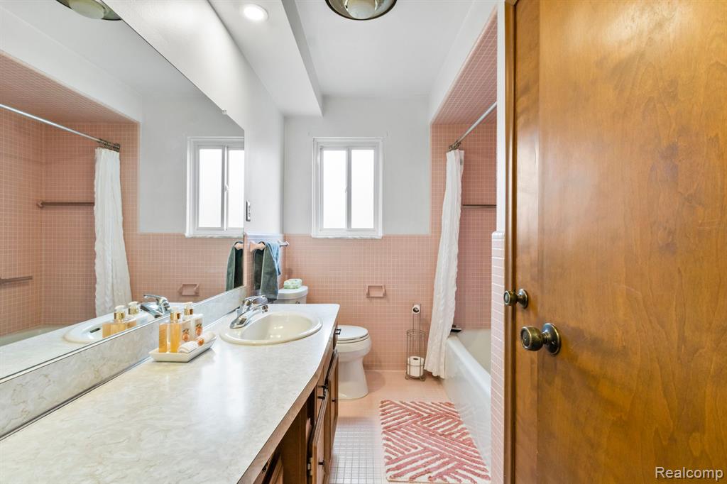 4117 CALHOUN Street, Dearborn, MI 48126 — Photo 6