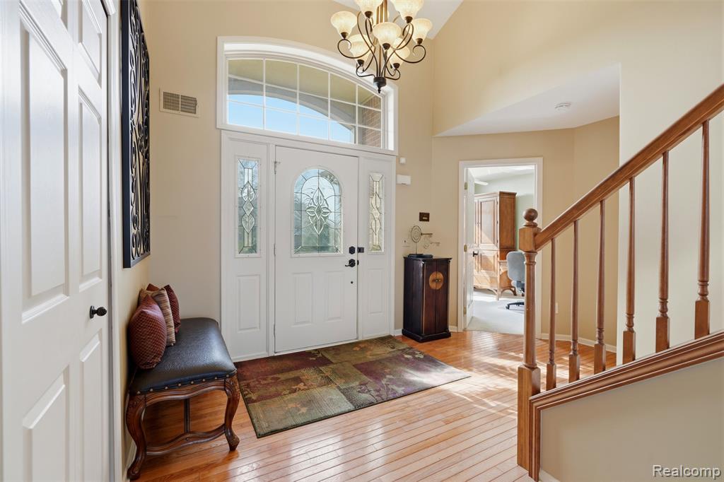 6140 Warwick Drive, 6, Commerce Twp, MI 48382 — Photo 4