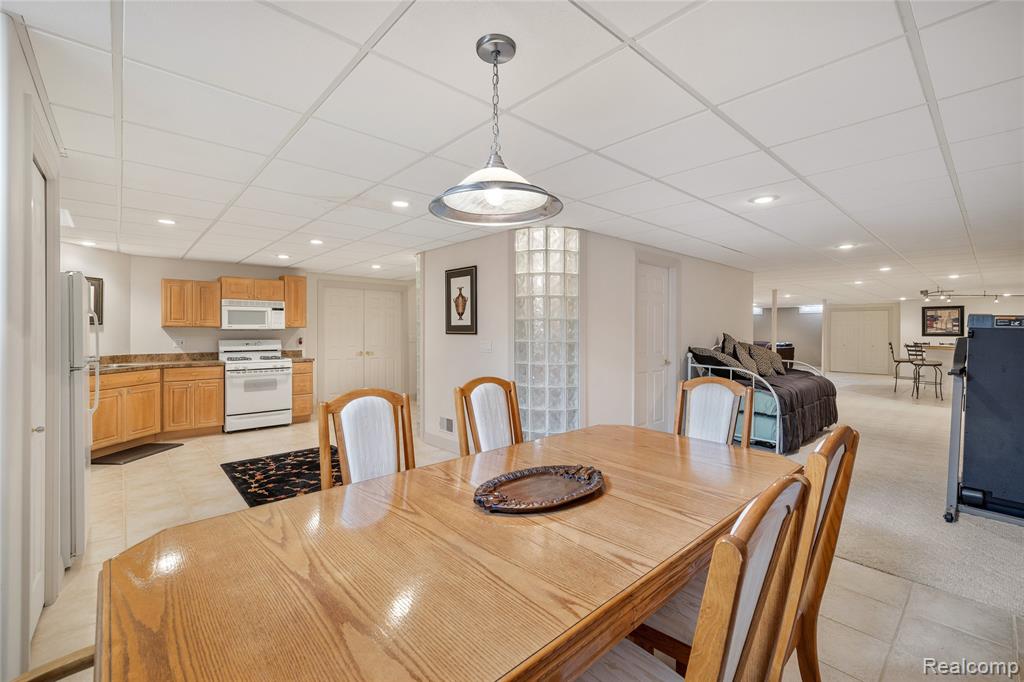 49539 Nautical Drive, Chesterfield, MI 48047 — Photo 45