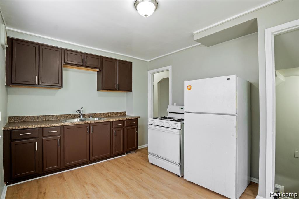 285 Campbell Street, River Rouge, MI 48218 — Photo 9