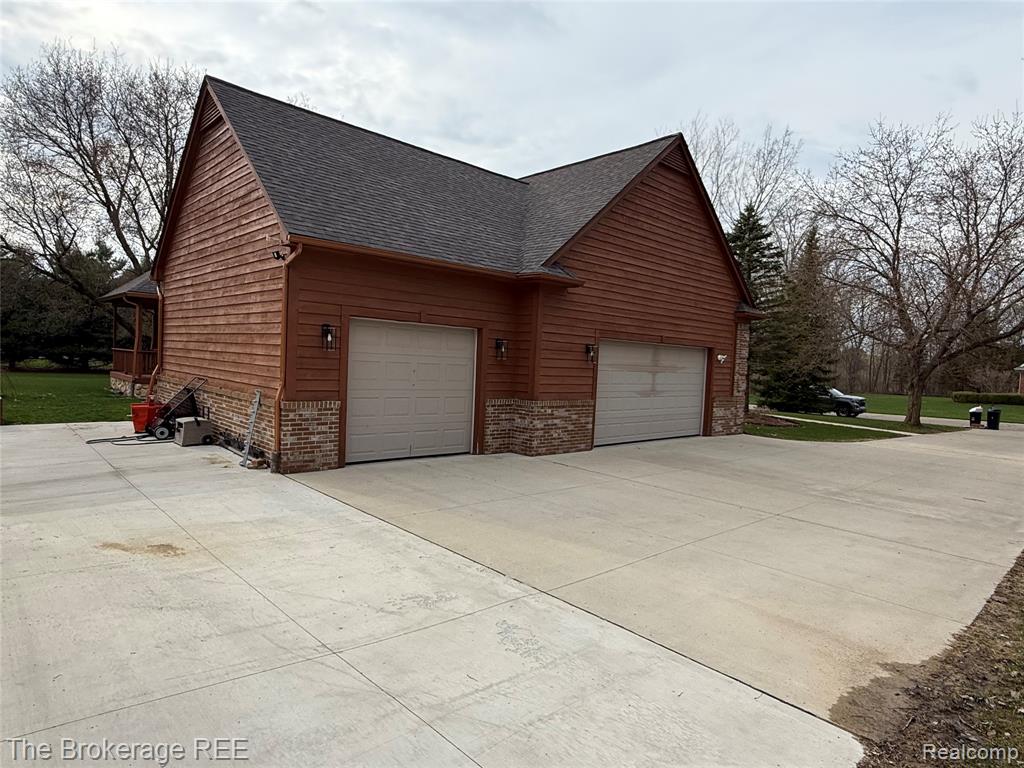 9055 N Island Drive, Flushing, MI 48433 — Photo 5