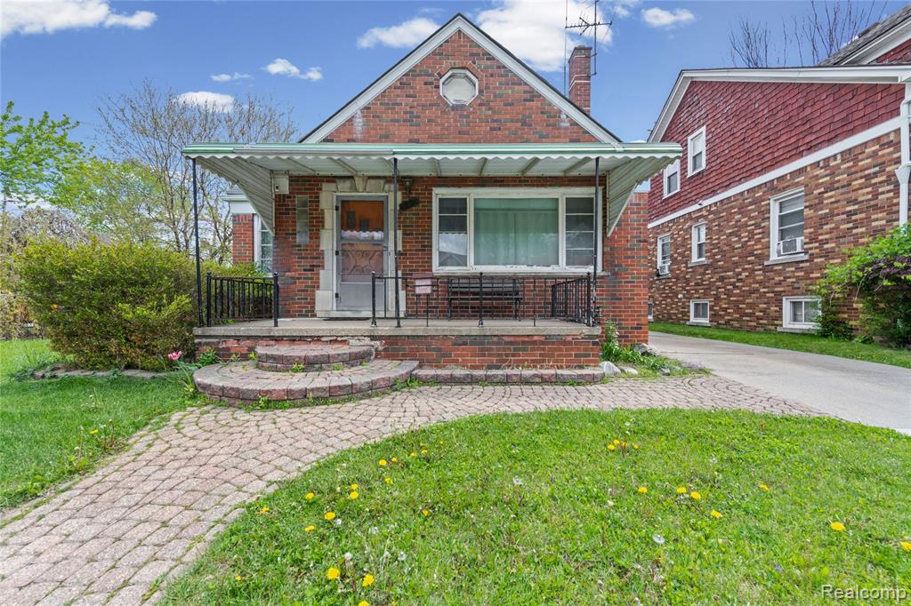 6874 Greenview Avenue, Detroit, MI 48228 — Photo 2