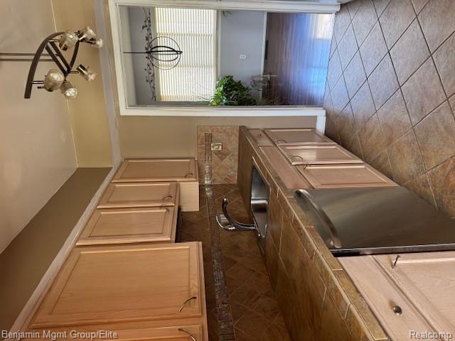 7 Hampton Towne Street, 7, Southfield, MI 48075 — Photo 6