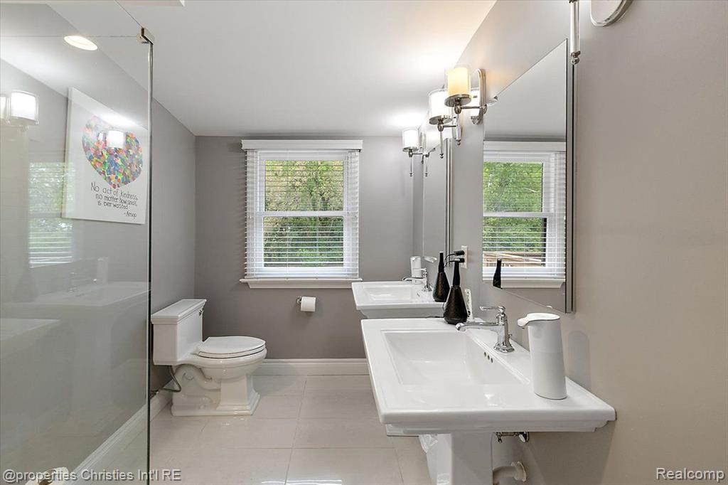 4889 ARDMORE Drive, Bloomfield Hills, MI 48302 — Photo 37