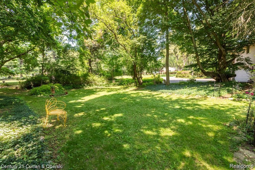 44253 CHEDWORTH Drive, Northville, MI 48167 — Photo 53