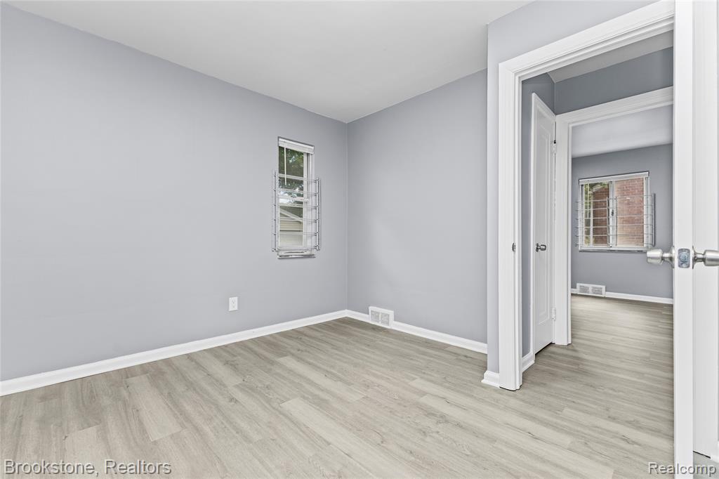 20214 Greeley Street, Highland Park, MI 48203 — Photo 19
