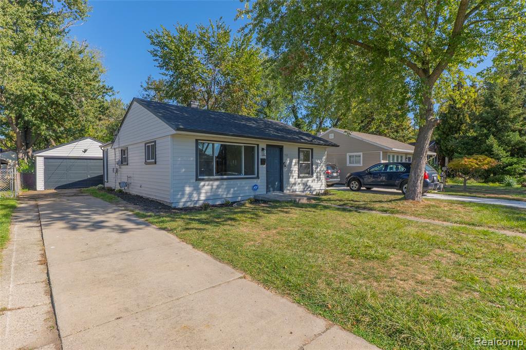 932 Mace Avenue, Madison Heights, MI 48071 — front exterior