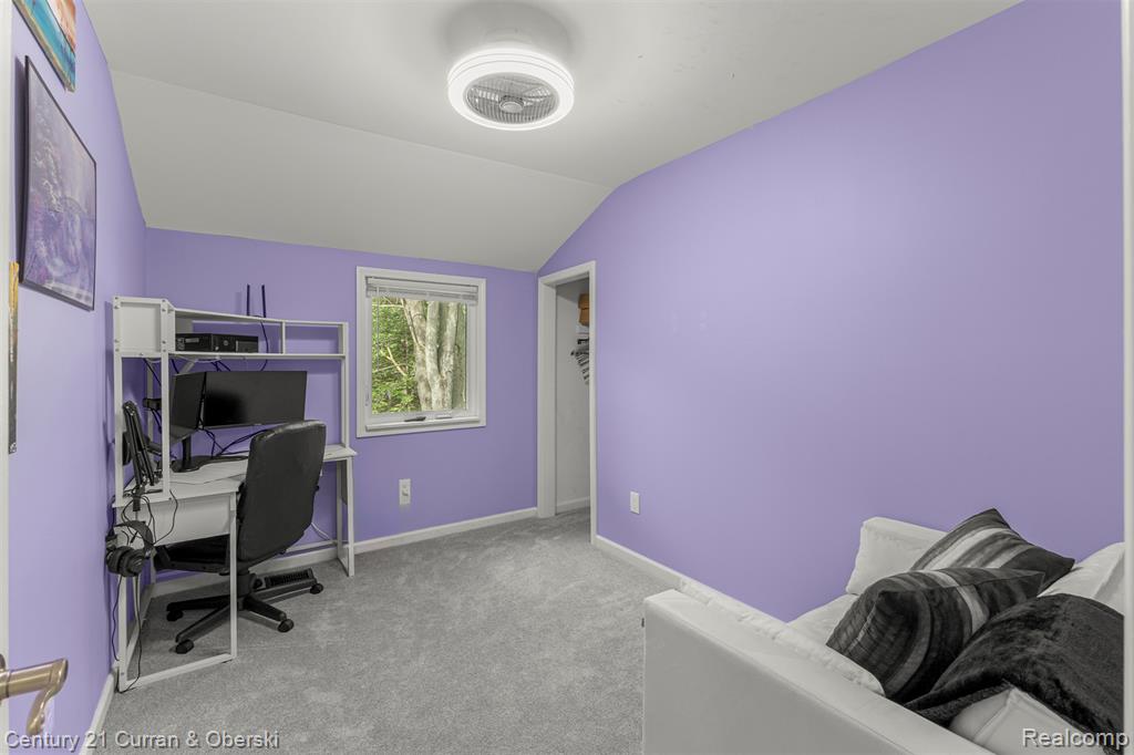 18491 Savage Road, Belleville, MI 48111 — Photo 31