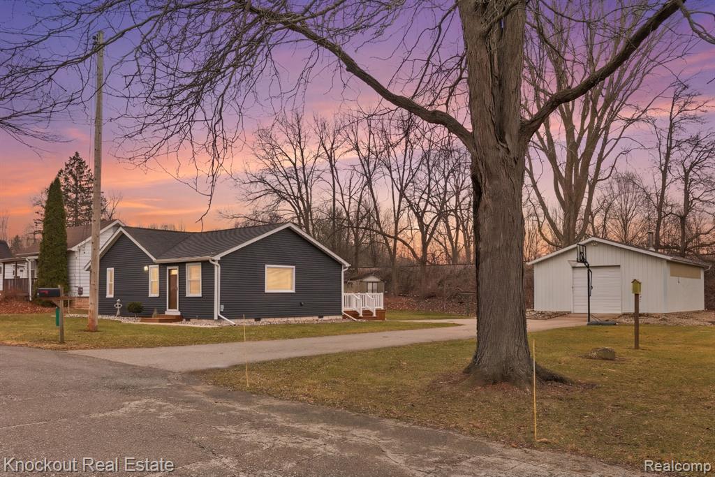 213 E Maple Street, Vassar, MI 48768 — Photo 47