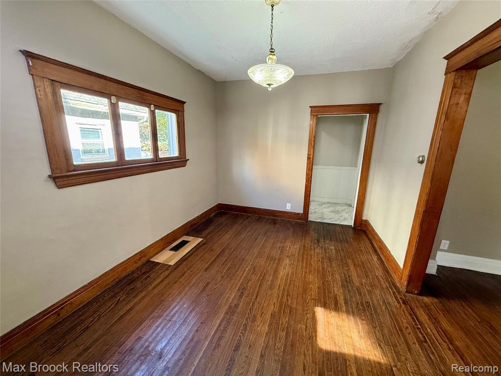 621 Pierson Street, Flint, MI 48503 — Photo 23