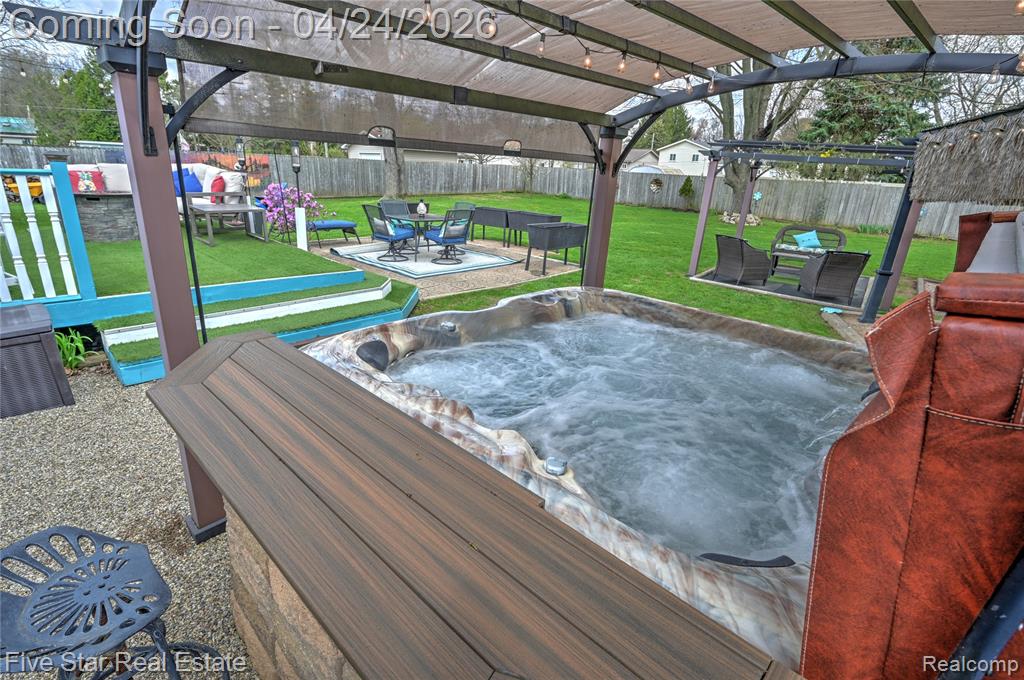 2995 Beaumont Drive, Highland, MI 48356 — Photo 54