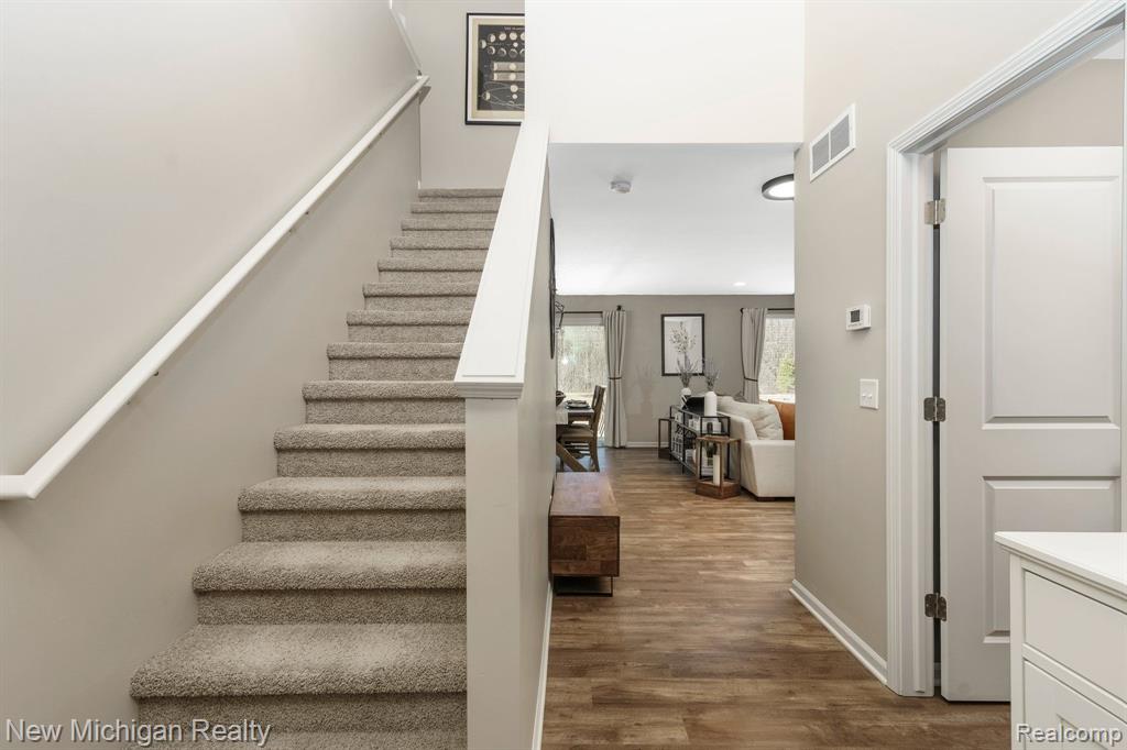 6620 CHANDLER Drive, Belleville, MI 48111 — Photo 12
