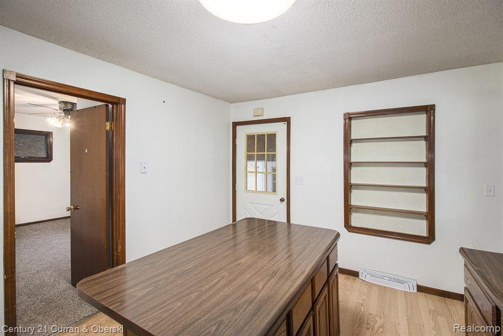 657 LANE Drive, Jackson, MI 49201 — Photo 9