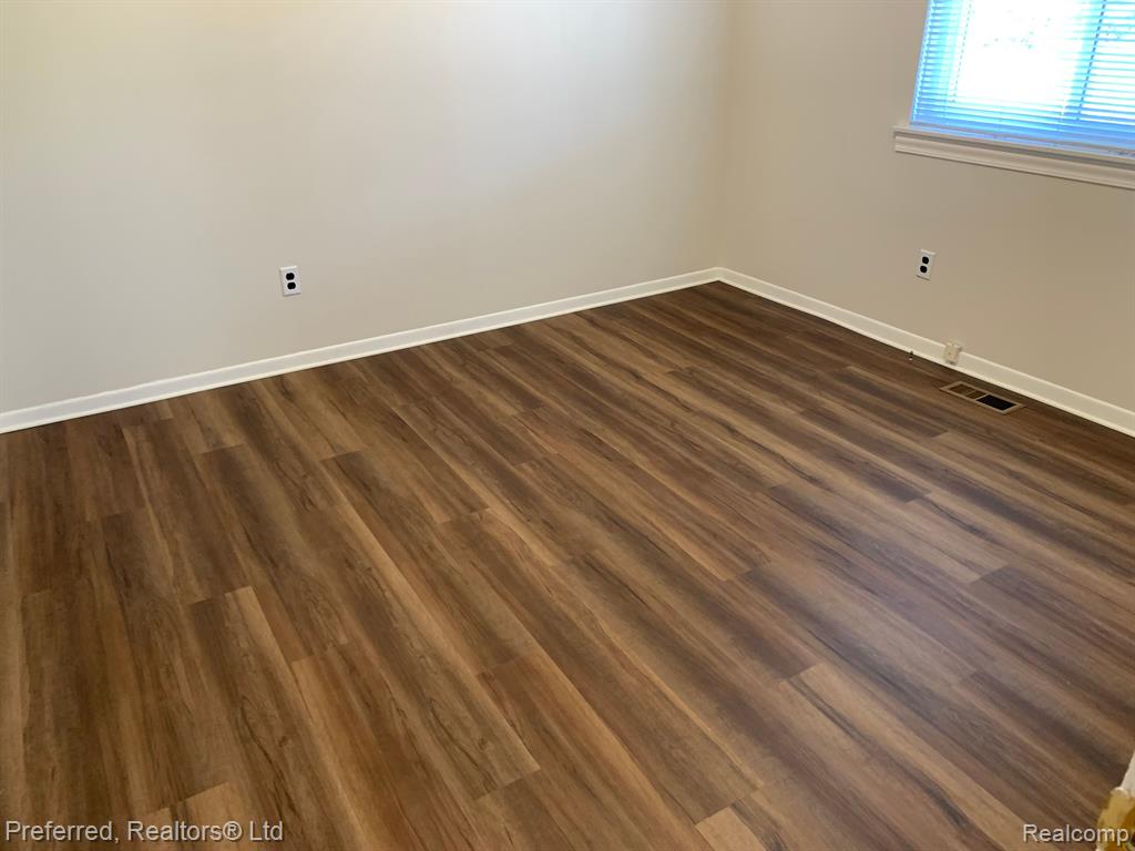 41552 Bedford Drive, Canton, MI 48187 — Photo 17