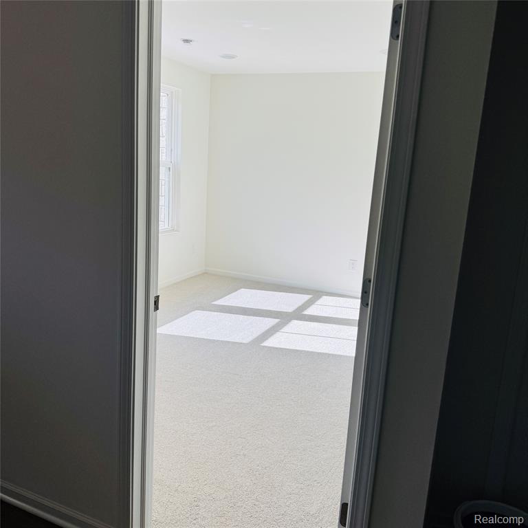 42822 Atwood Avenue, Novi, MI — Photo 43