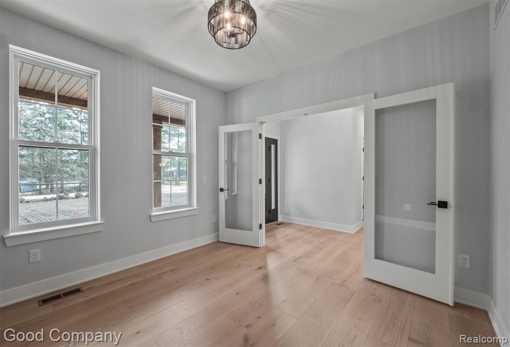 640 Sunnybeach Drive, White Lake, MI — Photo 14