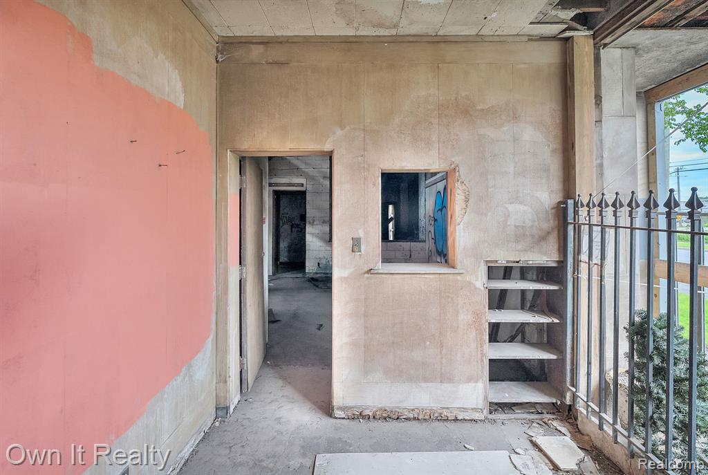 8616 Grinnell Street, Grosse Pointe, MI, 48213