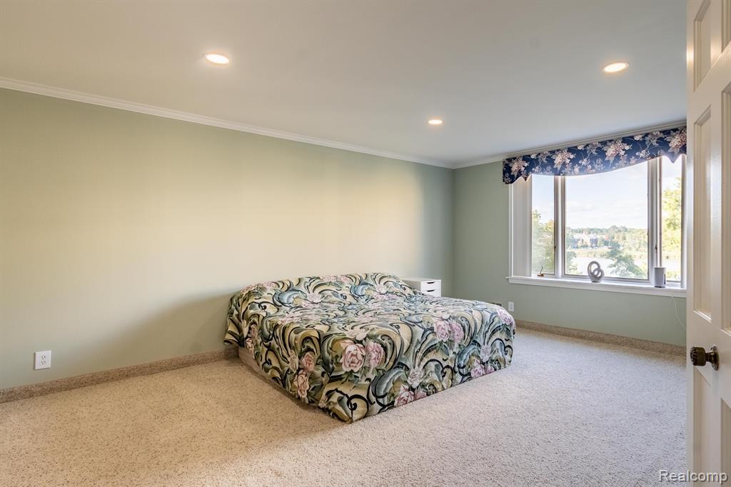 43100 12 OAKS CRESCENT Drive, 4044, Novi, MI 48377 — Photo 18