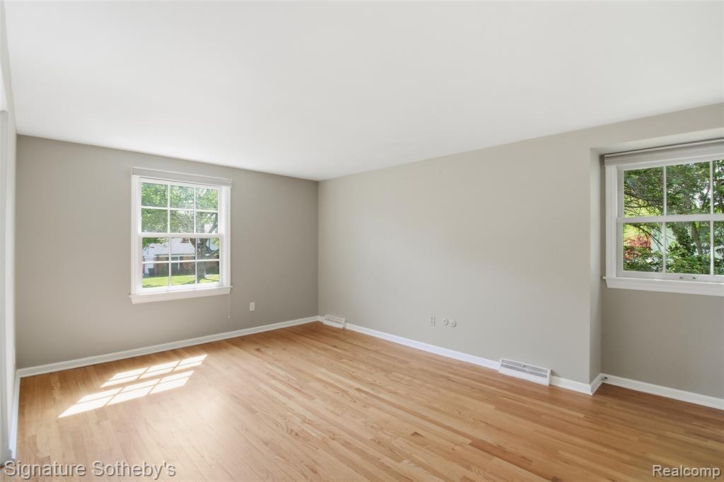 4576 Wagon Wheel Drive, Bloomfield Hills, MI — Photo 17