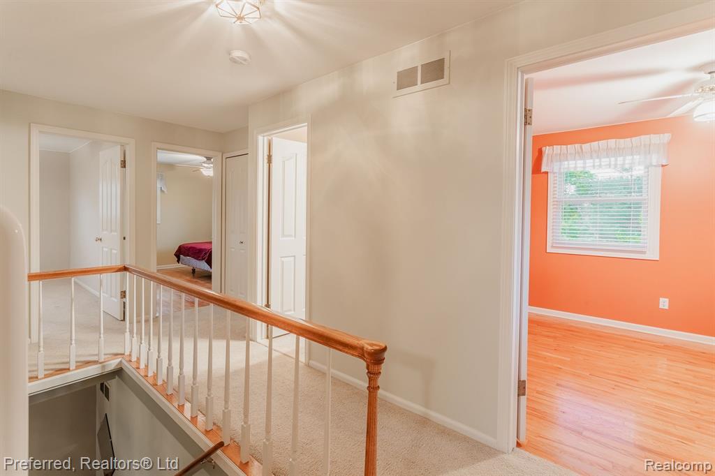 41130 WHITE HAVEN Court, Northville, MI 48168 — Photo 18