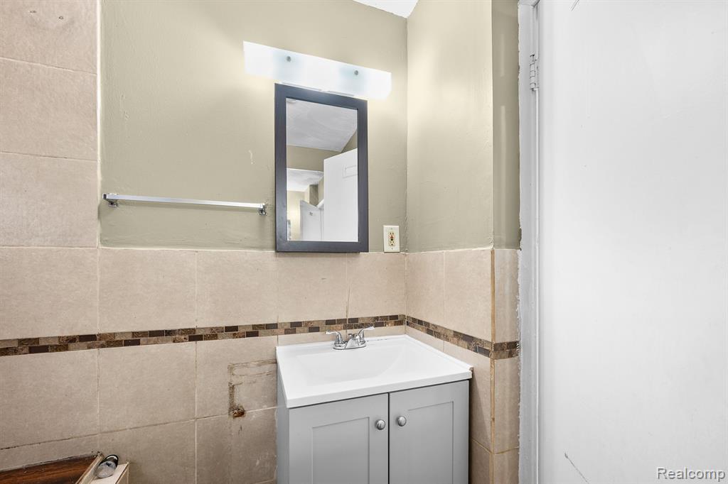 1009 BUICK Avenue, Ypsilanti, MI 48198 — Photo 17