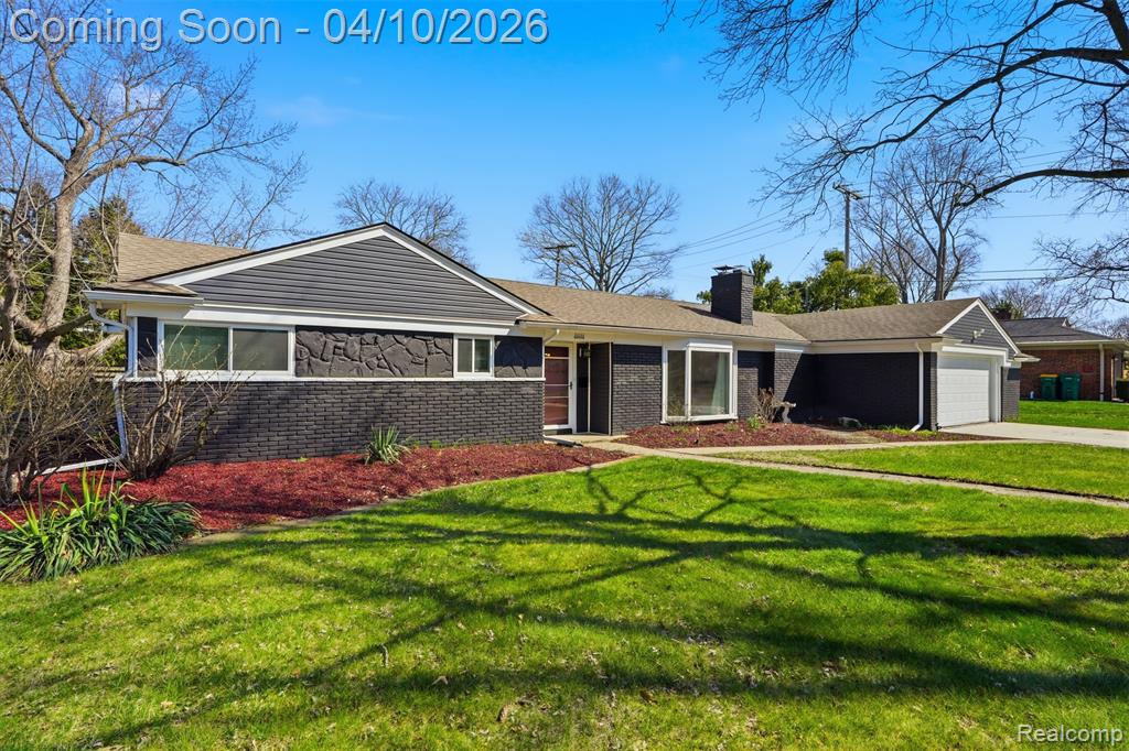 34164 Alta Loma Drive, Farmington, MI 48335 — Photo 2