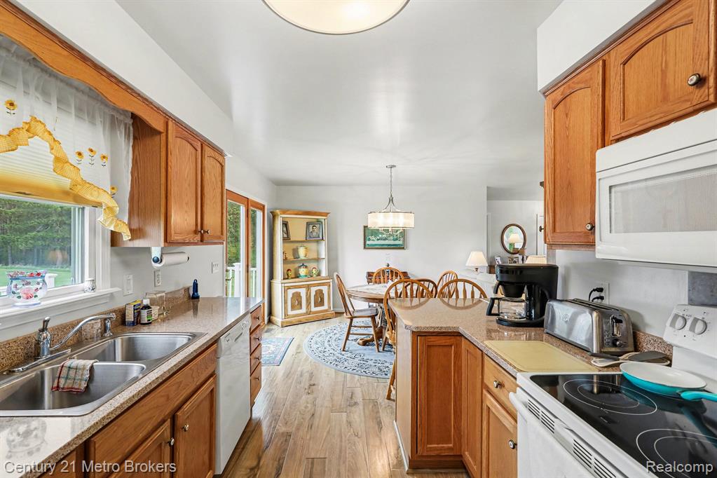 3861 Five Lakes Road, North Branch, MI 48461 — Photo 7