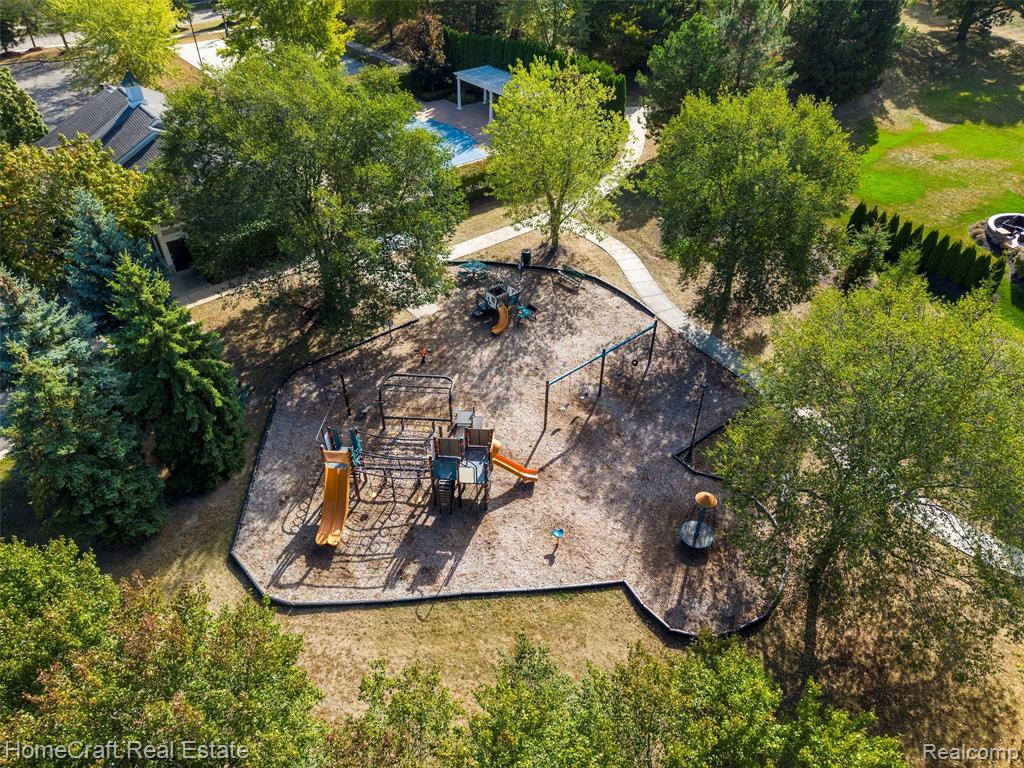 6031 BALMORAL Way, Commerce Twp, MI 48382 — Photo 61