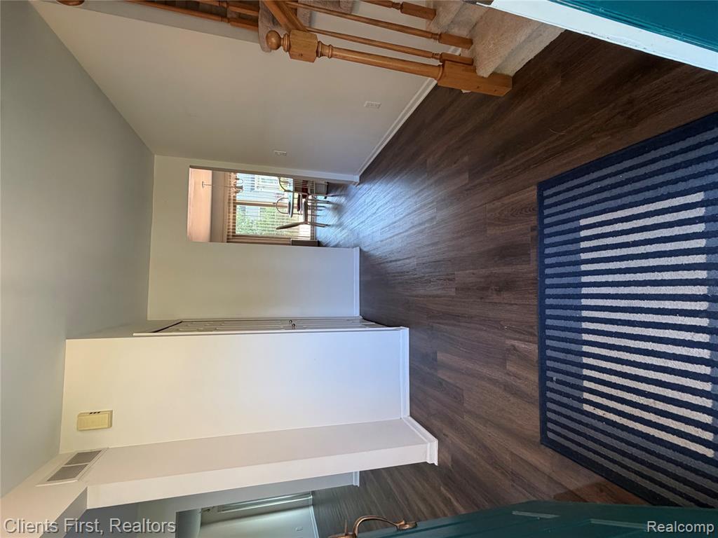 7043 Foxridge Drive, Canton, MI 48187 — Photo 4